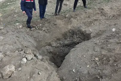 Aksaray'daki tarihi höyükte kaçak kazı tespit edildi