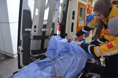 Alacak-verecek tartışmasında kardeşini öldürdü