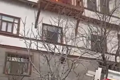 Baca Temizliği Sırasında Çıkan Yangın Kerpiç Evi Kullanılamaz Hale Getirdi