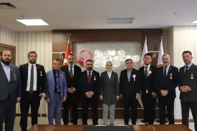 Bakan Göktaş, Türkiye Gaziler ve Şehit Aileleri Vakfı Genel Başkanı Aylar ile görüştü Açıklaması