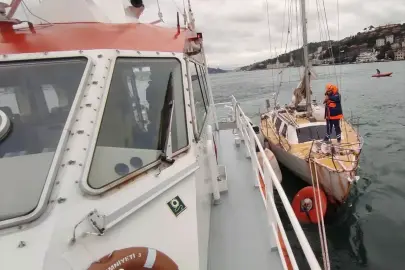 Beylerbeyi açıklarında sürüklenen boş tekne emniyete alındı