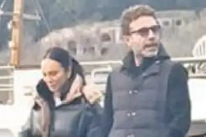 El ele Boğaz yürüyüşü