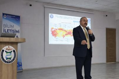 Erzincan’da deprem bilincini artırmaya yönelik konferans düzenlendi