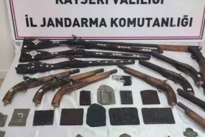 Kayseri’de tarihi eser kaçakçıları jandarmadan kaçamadı