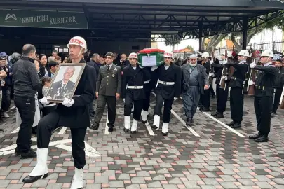 Kıbrıs gazisi Şenal Taşkın'ın cenazesi Mersin'de defnedildi