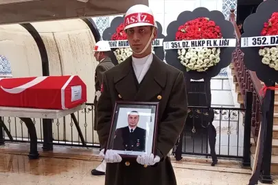 Kocaeli'de trafik kazasında ölen kıdemli üstçavuşun cenazesi Hatay'da defnedildi