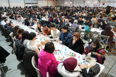 Kocaeli'nin Ramazan Çadırı’nda ilk oruçlar açıldı