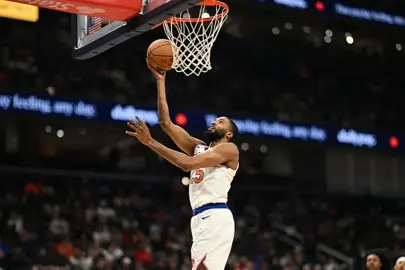 NBA'de Wizards'ı yenen Knicks, seriye bağladı!