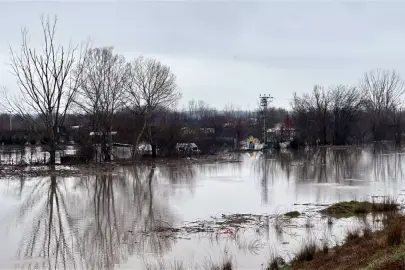 Turuncu alarm verilen Meriç Nehri'nde debi düşüşe geçti