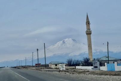Ağrı Dağı’nın zirvesi göz kamaştırdı