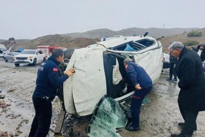 Bingöl’de trafik kazası : 4 yaralı