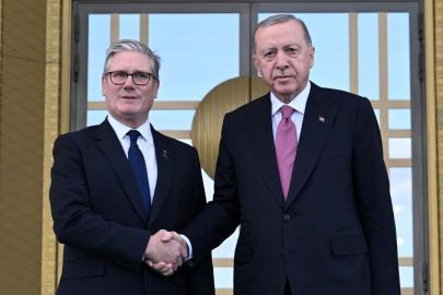 Cumhurbaşkanı Erdoğan, Birleşik Krallık Başbakanı Starmer ile görüştü