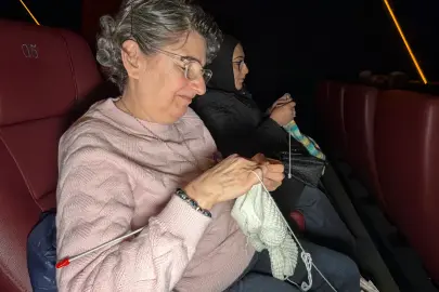 Düzce’de kadınlar hem ördü, hem üretti, hem de eğlendi