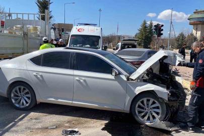 Elazığ’da otomobiller çarpıştı: 6 yaralı