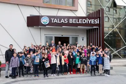 Kayseri Talaslı miniklere Başkan Amca'dan yerel yönetim dersi