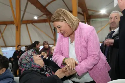 Kocaeli İzmit'te yüzlerce kişi aynı sofrada buluştu