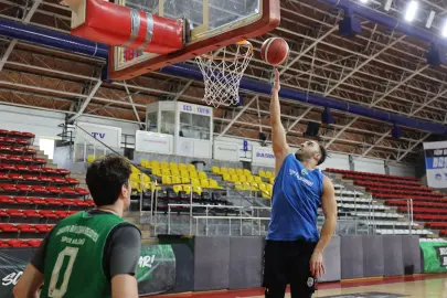 Sakarya Büyükşehir potada play-off hazırlıklarını sürdürüyor