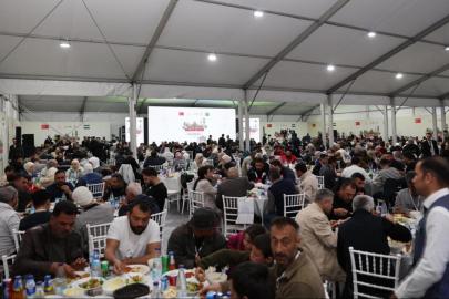 YTB'den Bayırbucak'ta 500 kişilik 'Kardeşlik İftarı'