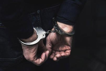 55 yıl hapis cezasıyla aranan 2 hükümlü yakalandı