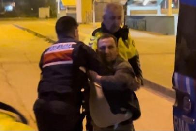 Alkollü yakalandı polise hakaret etti. "Ben ticaret erbabıyım bana ceza kesemezsiniz" 