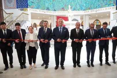 Ankara tarihine ışık tutan resim sergisi Keçiören’de açıldı