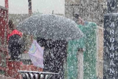 Ardahan’da kar yağışı etkili oldu