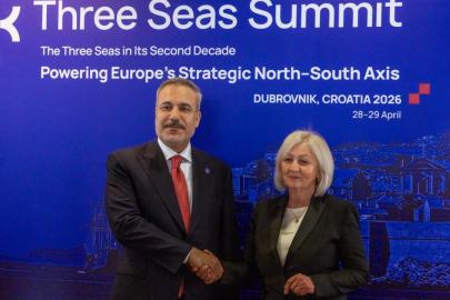 Dışişleri Bakanı Fidan, Bosna Hersek Bakanlar Konseyi Başkanı Kristo ile görüştü