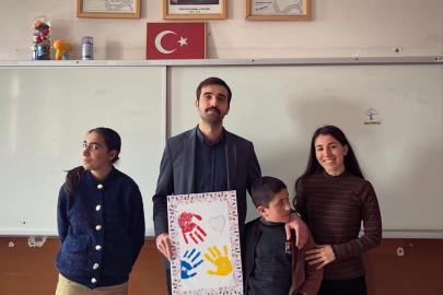 Diyadin’de renkli ellerle farkındalık