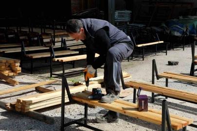 Elazığ Belediyesi atölyelerinde çalışmalar aralıksız sürüyor