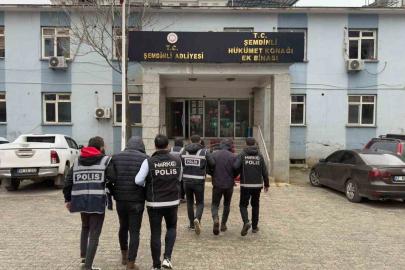 Hakkâri’de aranan 12 şahıs yakalandı