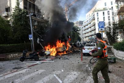 İsrail basını: İran'ın füzesi İsrail Savunma Bakanlığı kompleksinin yanına düştü