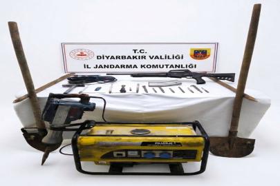 Kaçak kazı yapan şüpheliler suçüstü yakalandı