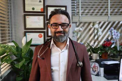 Kardiyoloji Uzmanı Demirkıran: "Sağlıklı bir kalp için sigara ve alkolden uzak durmak büyük önem taşır"