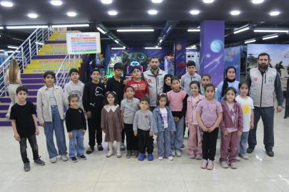 Mersin’de yetim çocuklara moral etkinliği