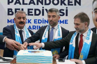 Palandöken Belediyesi’nden kariyer fuarında şampiyonluk coşkusu