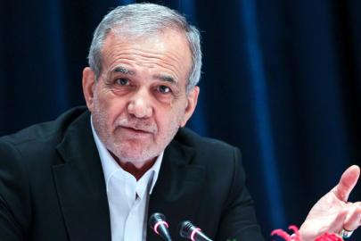 Pezeşkiyan: ABD ve İsrail yine müzakere sürecinde saldırabilir