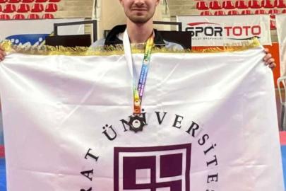 Ünilig Taekwondo’da Fırat Üniversitesi’ne bronz madalya