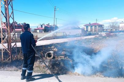 Van’da anız yangını