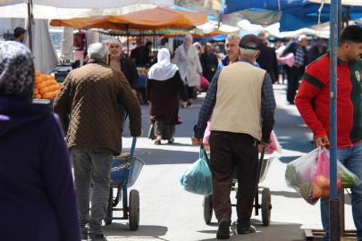 Vatandaşlar: Eskiden dolu poşetle dönerdik şimdi yarım poşet bile zor