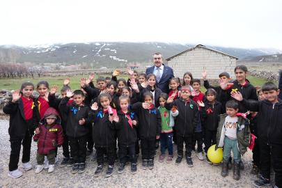 Yüzlerce STK'dan Bakan Tekin'e destek açıklaması