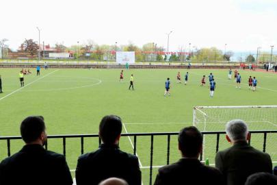 Ahlat’ta liseler arası bölge maçları başladı