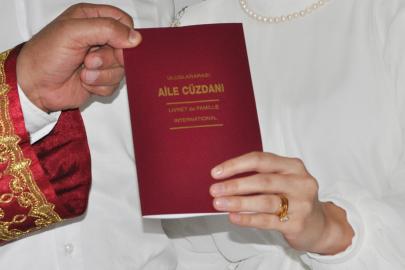 Aile Danışmanı Günaydın: Boşanmalar artıyor, çocuksuz aile yapısı özendiriliyor