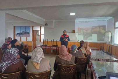 Arpaçay’da kadın üreticilere kaz yetiştiriciliği eğitimi