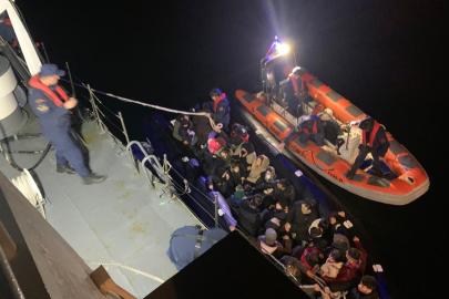 Çanakkale'de 31 düzensiz göçmen ve 1 göçmen kaçakçısı yakalandı