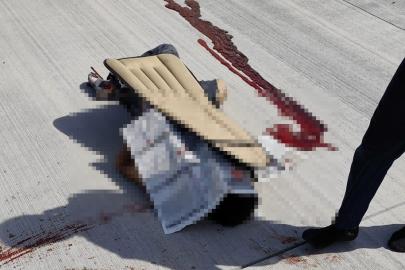 Cizre’de hafif ticari aracın çarptığı işçi hayatını kaybetti