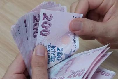 Emekli maaşları ve Kurban Bayramı ikramiyelerinin ödeme takvimi açıklandı