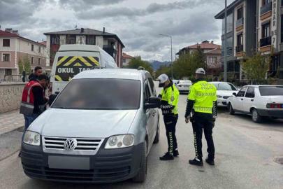 Erzincan’da okul çevrelerinde güvenlik uygulaması gerçekleştirildi