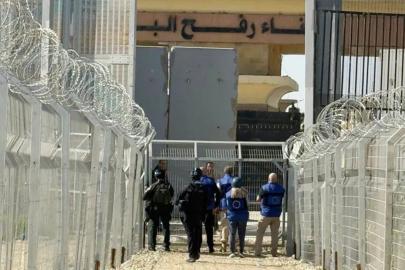 Gazze'den "sessiz sürgün" uyarısı: Hastalar engellenirken, farklı yollarla çıkışlar artırılıyor