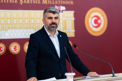 HÜDA PAR Milletvekili Dinç Eczacılar Günü'nde meslektaşlarının sorunlarını Meclis'e taşıdı
