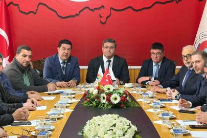 Kars TSO’da kritik zirve: Gündemde yatırım, ticaret ve Kars-Bakü uçuşları vardı